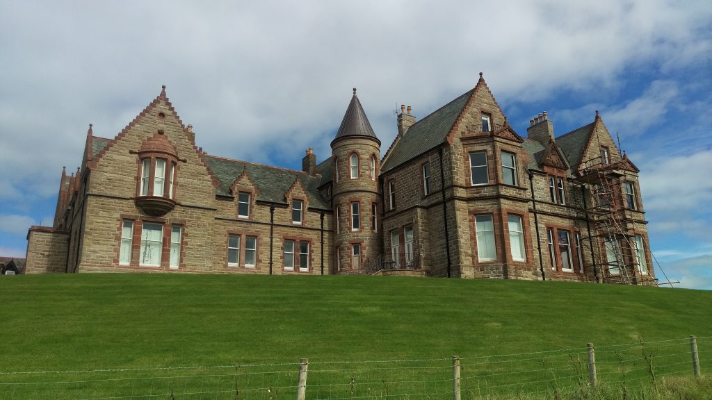 Photo of house on the clifftop